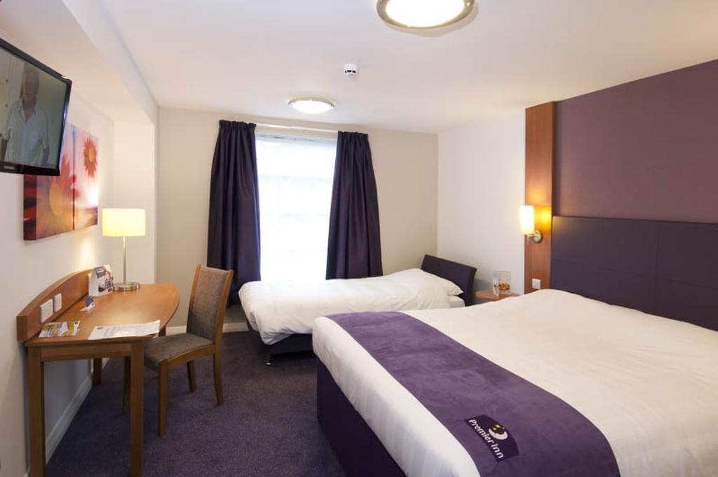 Premier Inn Tonbridge Phòng bức ảnh