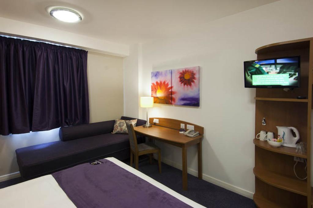 Premier Inn Tonbridge Phòng bức ảnh